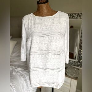 J Jill white front floral eyelet tunic with pleated back yoke size L